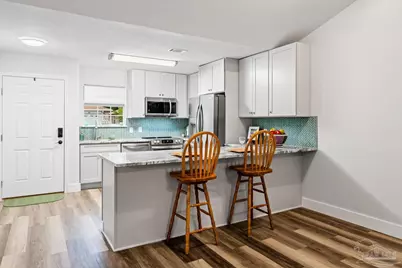 6885 Kapok Dr, Milton, FL 32583 - Photo 8