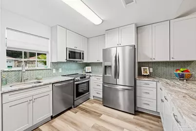 6885 Kapok Dr, Milton, FL 32583 - Photo 6