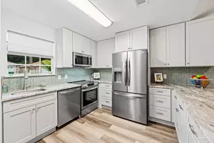 6885 Kapok Dr, Milton, FL 32583 - Photo 6