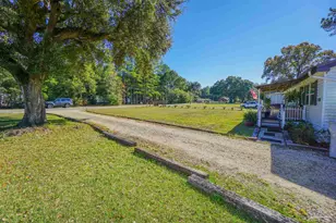 4349 Lindsey Ln, Pace, FL 32571 - Photo 4