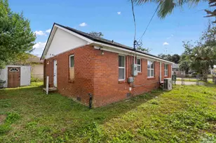 1910 W Lloyd St, Pensacola, FL 32501 - Photo 24