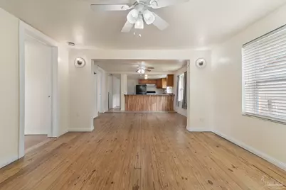 1910 W Lloyd St, Pensacola, FL 32501 - Photo 4