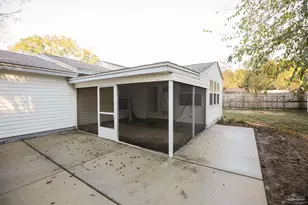 4655 Kimberly Dr, Pensacola, FL 32526 - Photo 6