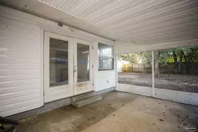 4655 Kimberly Dr, Pensacola, FL 32526 - Photo 8