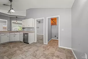 9803 Knollview Dr, Pensacola, FL 32514 - Photo 8