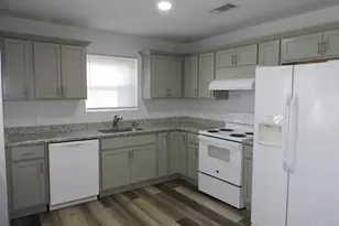 526 Briarwood Dr, Pensacola, FL 32506 - Photo 2