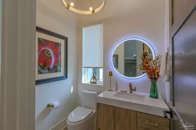 8 Wharf Ave, Pensacola, FL 32502 - Photo 12