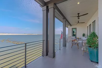 8 Wharf Ave, Pensacola, FL 32502 - Photo 16