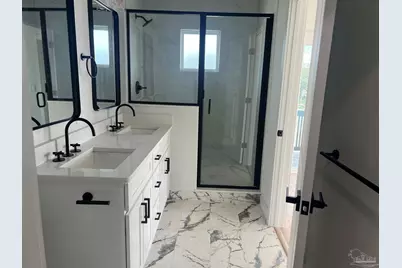 305 N Pace Blvd #A or B, Pensacola, FL 32505 - Photo 6