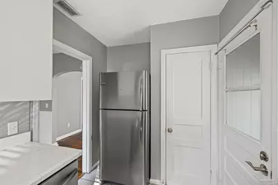 1811 E Cross St, Pensacola, FL 32503 - Photo 12