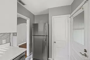 1811 E Cross St, Pensacola, FL 32503 - Photo 12