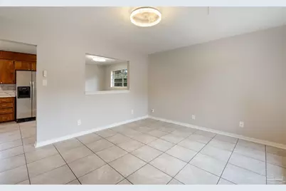 4664 Geneva Dr, Pensacola, FL 32526 - Photo 8
