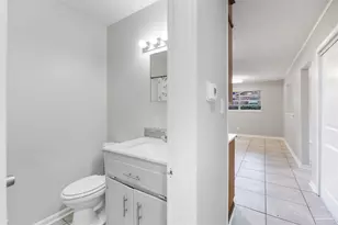 4664 Geneva Dr, Pensacola, FL 32526 - Photo 16