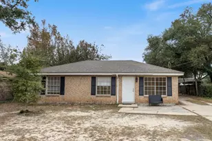 4664 Geneva Dr, Pensacola, FL 32526 - Photo 1