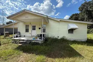 5685 Nicholas Ln, Pensacola, FL 32526 - Photo 1