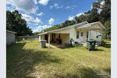 5685 Nicholas Ln, Pensacola, FL 32526 - Photo 2