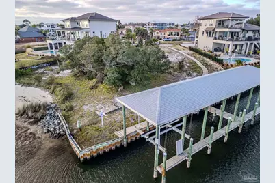 1098 Seabreeze Ln, Gulf Breeze, FL 32563 - Photo 12