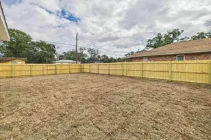 211 E Anderson St, Pensacola, FL 32503 - Photo 8