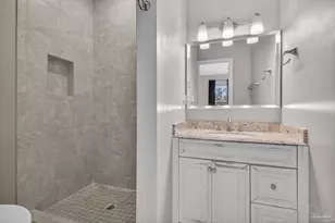 16360 Innerarity Point Rd, Pensacola, FL 32507 - Photo 26