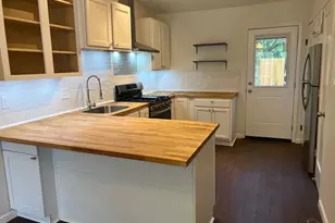 5940 Mona Ln, Pensacola, FL 32504 - Photo 4