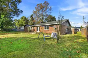 4605 Heatherwood Way, Pace, FL 32571 - Photo 4