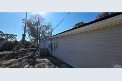 400 Peregrine Ct, Mary Esther, FL 32569 - Photo 2