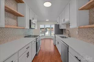 4740 Woodcliff Dr, Pensacola, FL 32504 - Photo 12