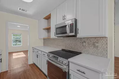 4740 Woodcliff Dr, Pensacola, FL 32504 - Photo 14