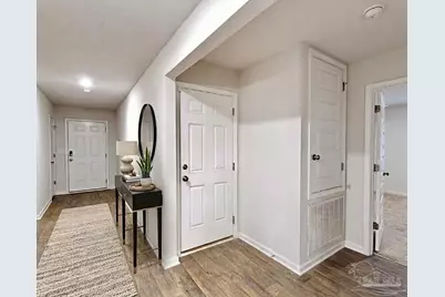 5740 Guinevere Ln, Milton, FL 32583 - Photo 6