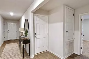 5740 Guinevere Ln, Milton, FL 32583 - Photo 6