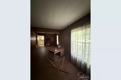 633 Powell St, Pensacola, FL 32534 - Photo 12