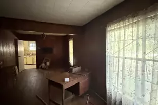 633 Powell St, Pensacola, FL 32534 - Photo 12