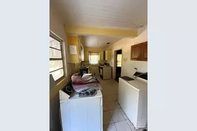 633 Powell St, Pensacola, FL 32534 - Photo 8