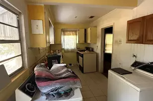 633 Powell St, Pensacola, FL 32534 - Photo 8