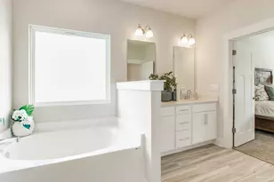 5649 Clarity St, Milton, FL 32570 - Photo 28