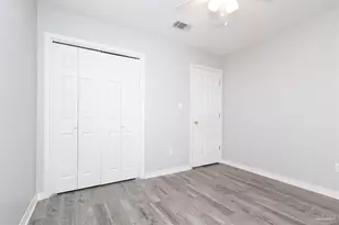 1849 Candlewood Dr, Navarre, FL 32566 - Photo 12