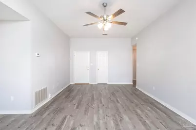 1849 Candlewood Dr, Navarre, FL 32566 - Photo 4