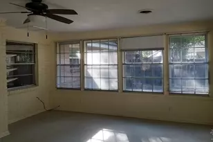 4170 Capri Dr, Pensacola, FL 32504 - Photo 6