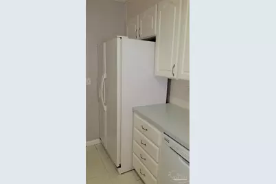 4170 Capri Dr, Pensacola, FL 32504 - Photo 12