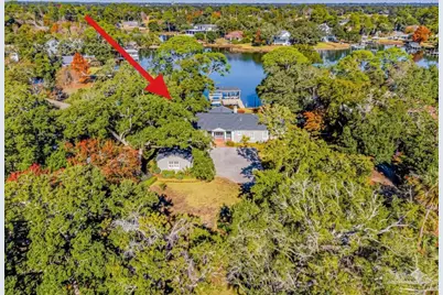 22 Lakeside Dr, Pensacola, FL 32507 - Photo 2