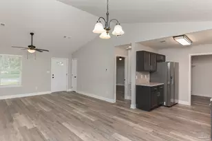 245 Cary Memorial, Pensacola, FL 32505 - Photo 8