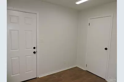 5720 Fairway Dr, Milton, FL 32570 - Photo 8