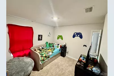 5645 Guinevere Ln, Milton, FL 32583 - Photo 8