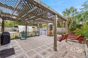 632 Berkley Dr, Pensacola, FL 32503 - Photo 26