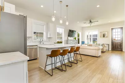 606 W Intendencia, Pensacola, FL 32502 - Photo 2