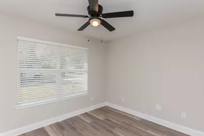 8570 Stockdale Ave, Pensacola, FL 32514 - Photo 12