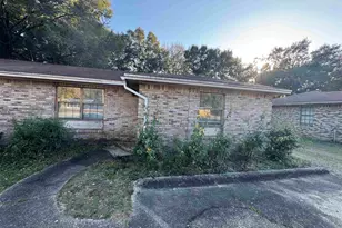 6413 Kennington Cir, Milton, FL 32570 - Photo 1