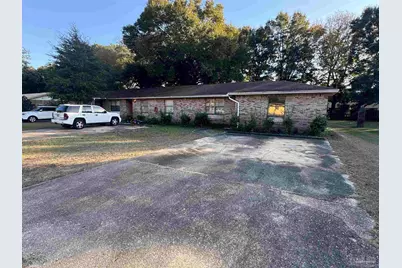 6413 Kennington Cir, Milton, FL 32570 - Photo 16