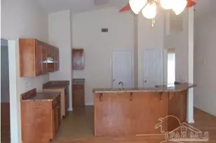 5121 Cocoa Dr, Pensacola, FL 32526 - Photo 4