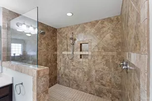 2365 Crescent Rd, Navarre, FL 32566 - Photo 20